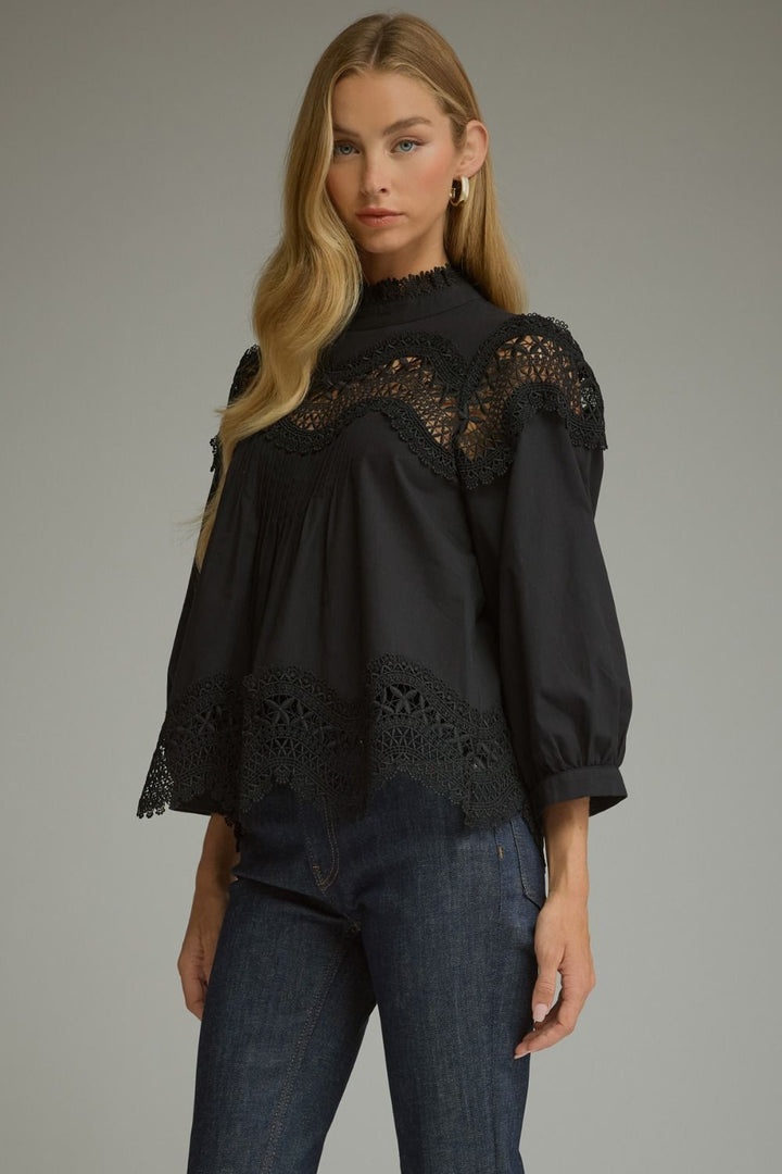 SOLID 3/4 SLEEVE TOP