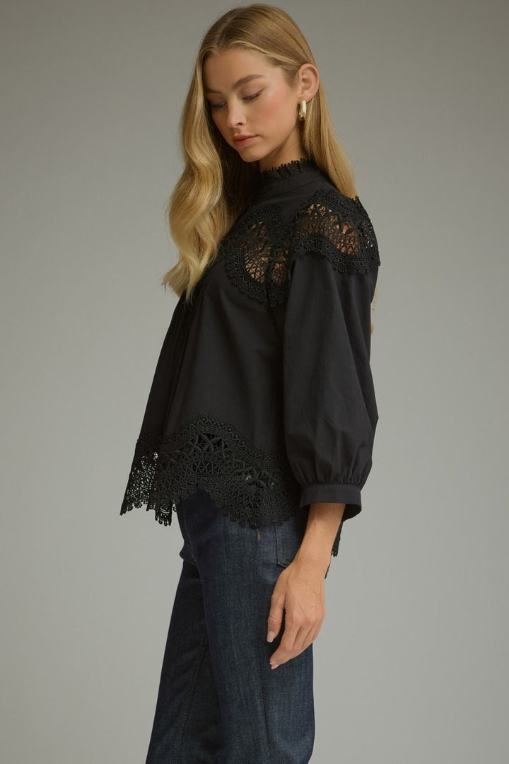 SOLID 3/4 SLEEVE TOP