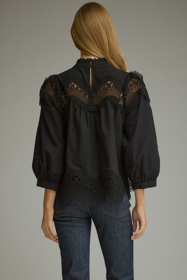 SOLID 3/4 SLEEVE TOP