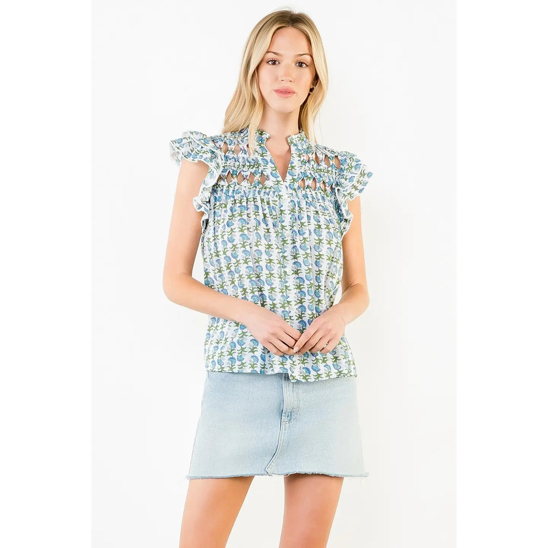 FLUTTER SLEEVE FLORAL PATTERN V-NECK TOP