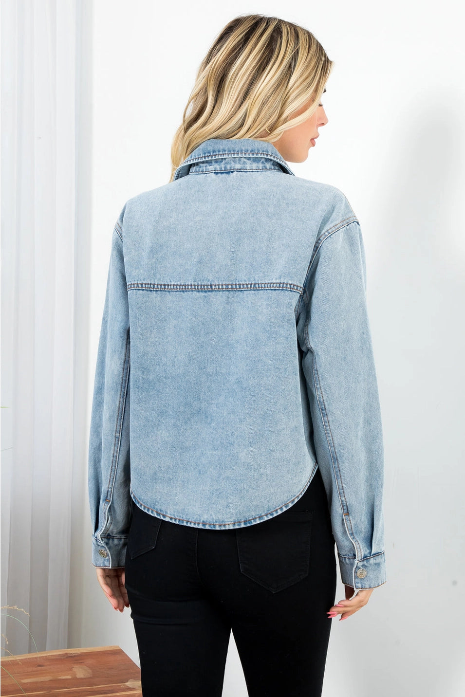 OVERSIZED DENIM JACKET