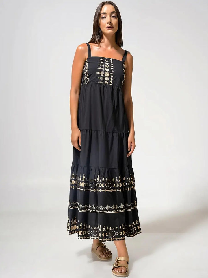 DRESS WITH EMBROIDERY