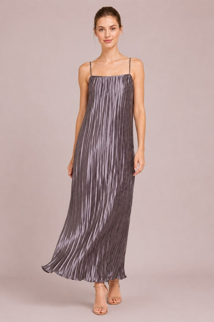 COOL GIRL PLISSE SLEEVELESS MIDI DRESS
