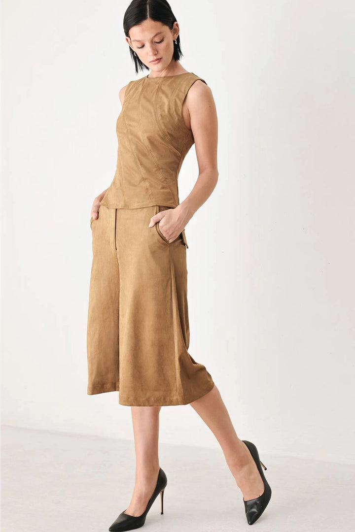 FAUX SUEDE TOP