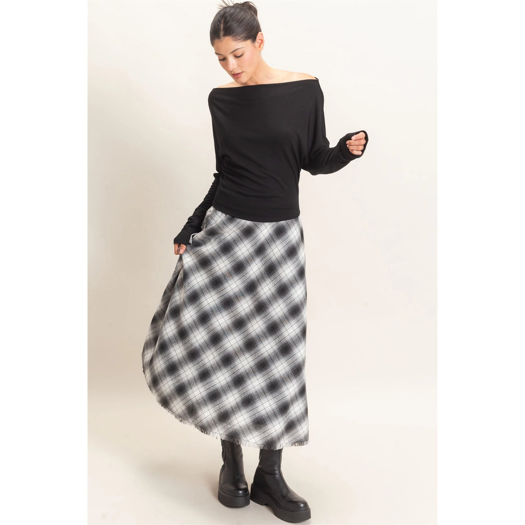 WIDE BOAT NECK DOLMAN SLEEVE TOP