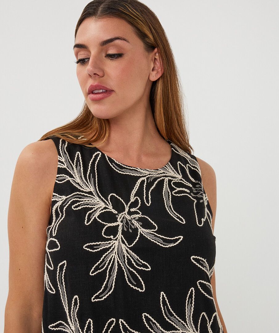 TOP SLEEVELESS FLOWER EMBROIDERY