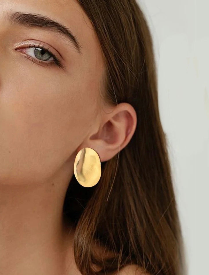Vanessa Oval Statement Earring