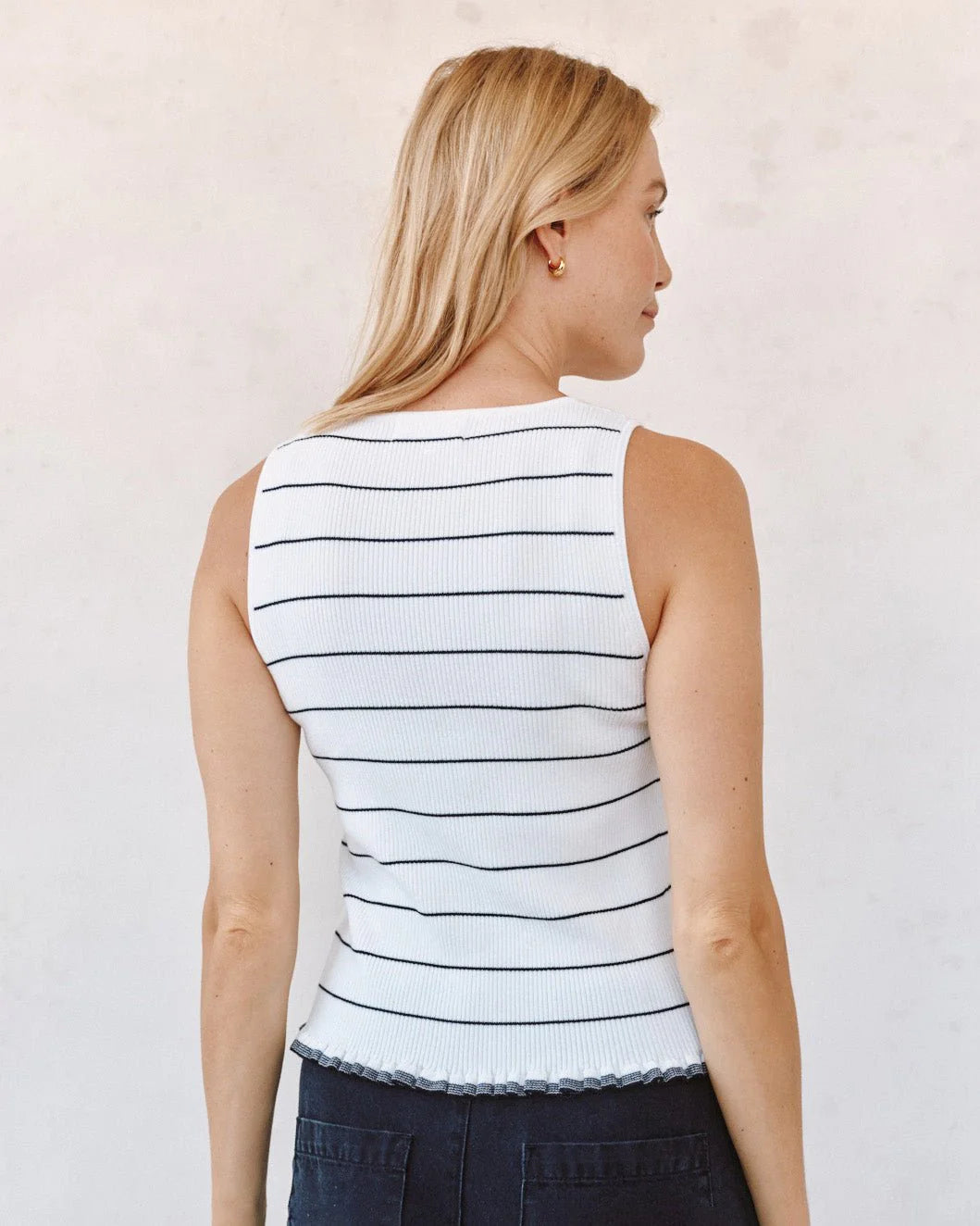 RUFFLE HEM KNITTED VEST