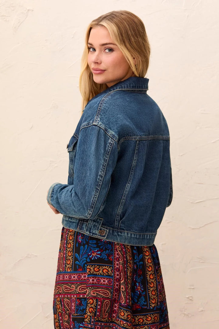 CASUAL CROPPED DENIM JACKET