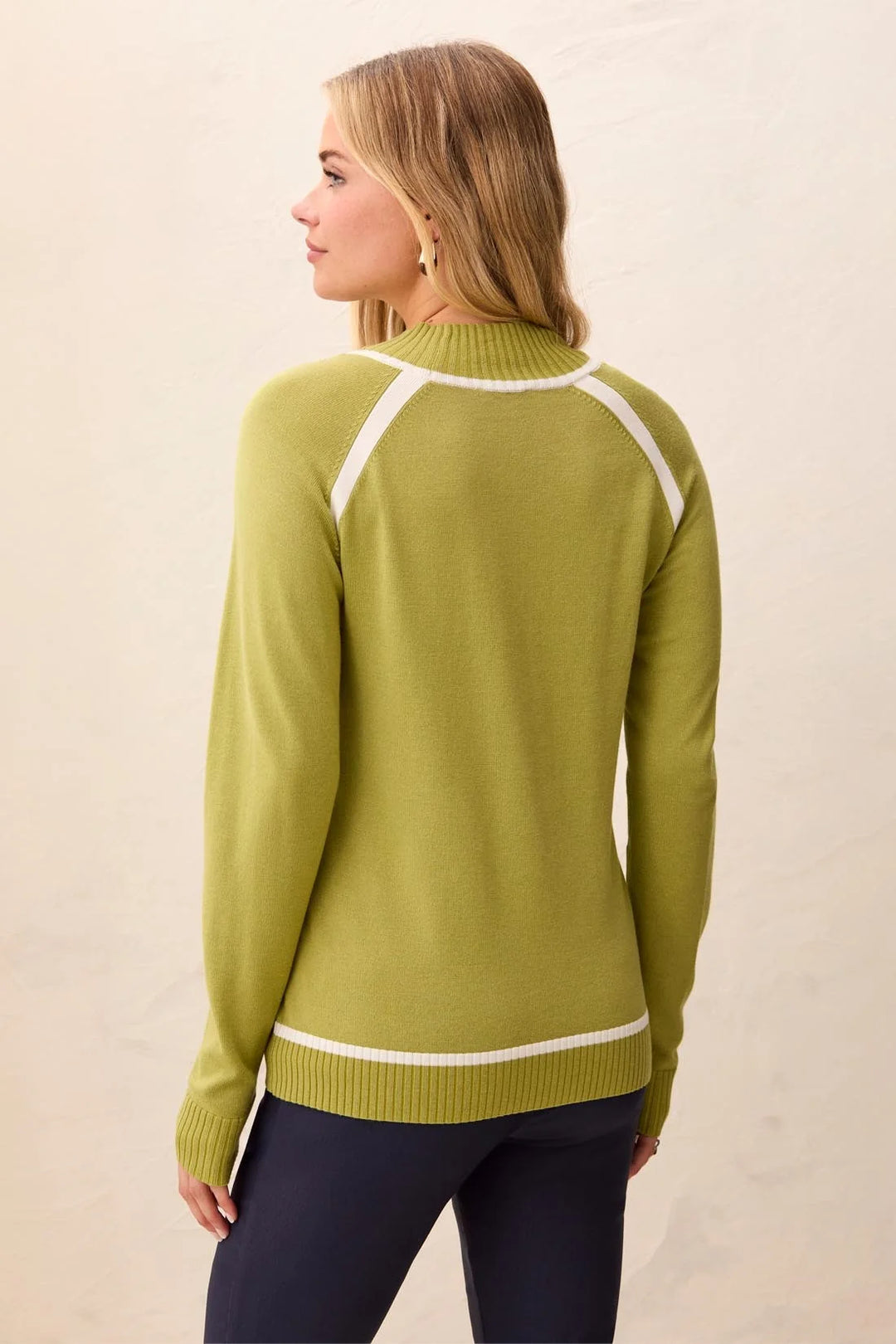 LONG SLEEVE MOCK NECK SWEATER