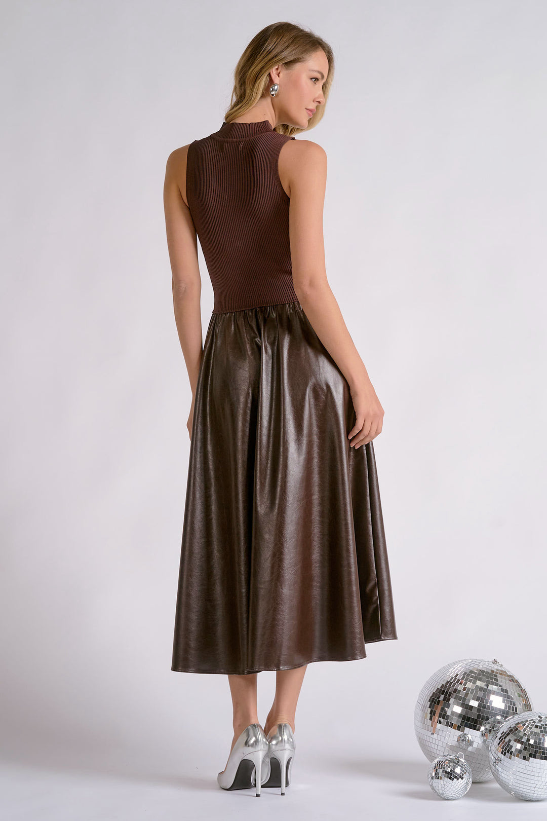 SLEEVELESS MOCK NECK MAXI DRESS