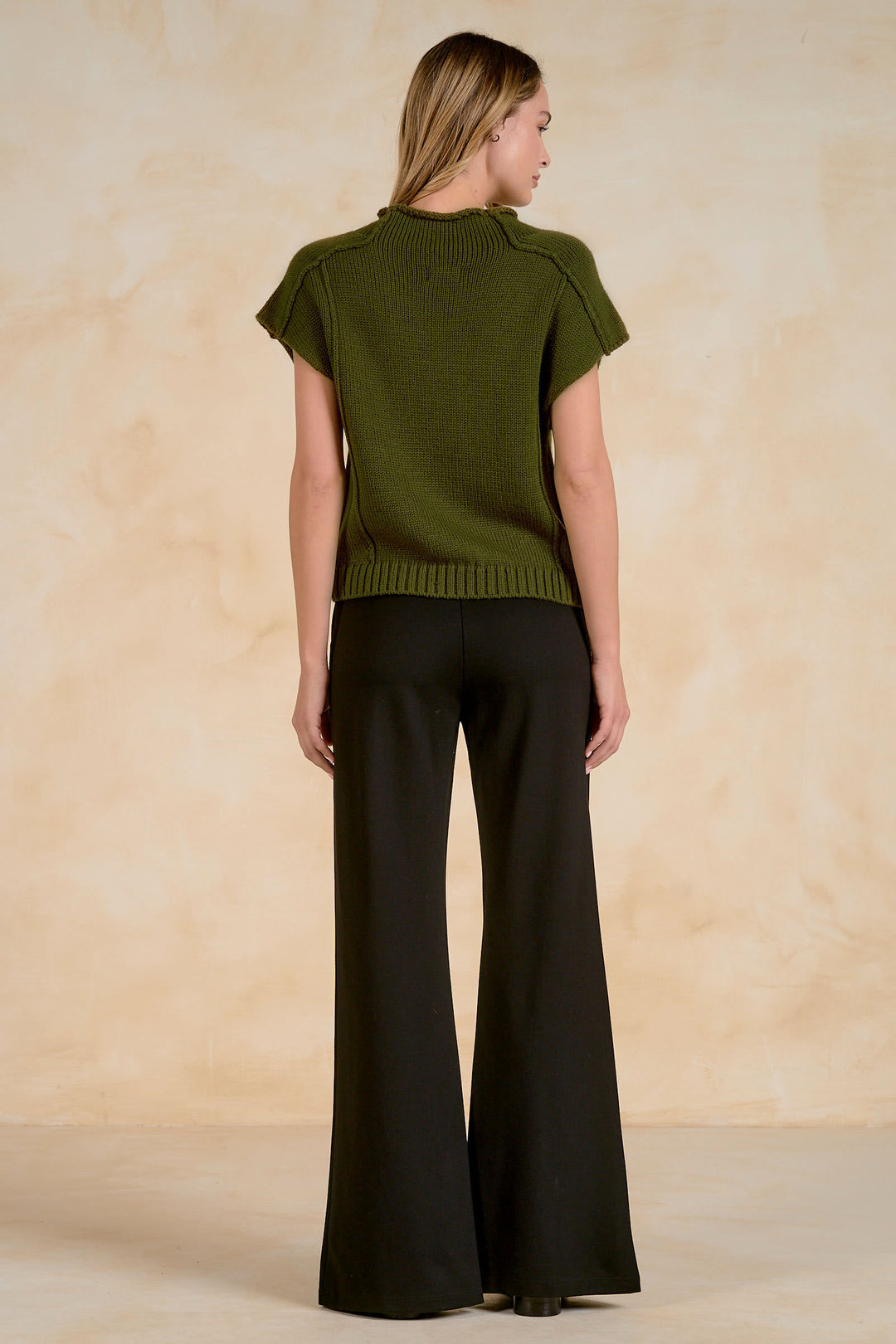 CREWNECK CAP SLEEVE SWEATER