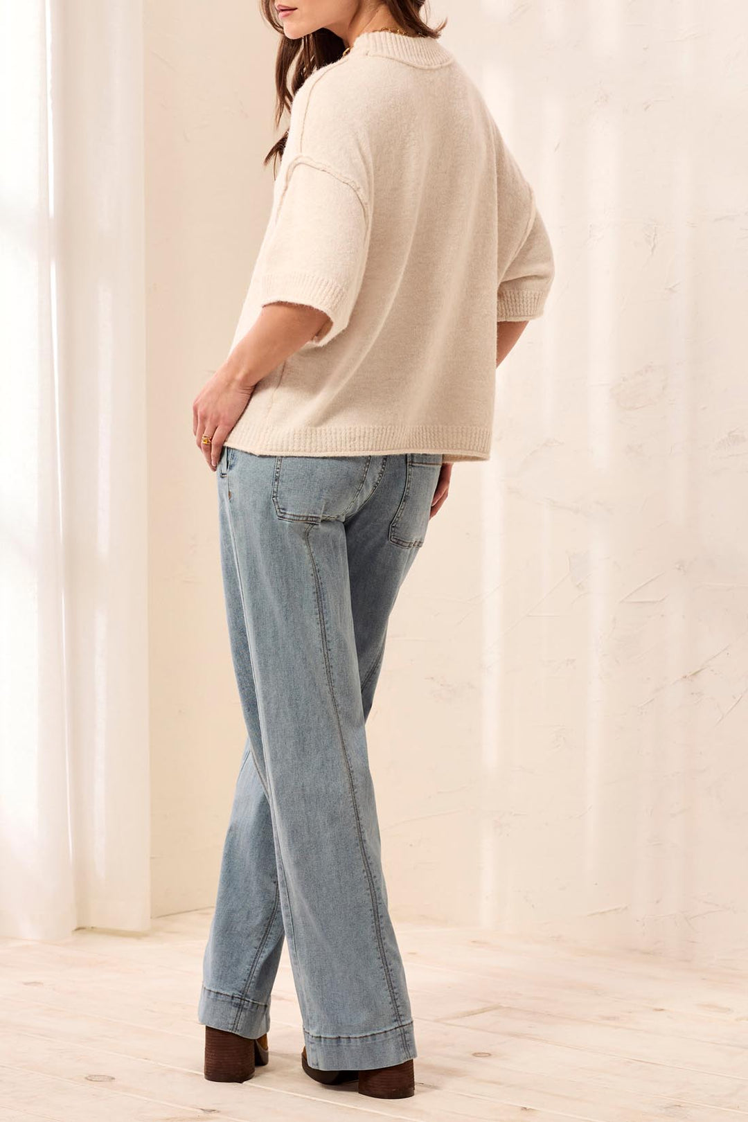 LOFTY ELBOW SLEEVE CREW NECK SWEATER