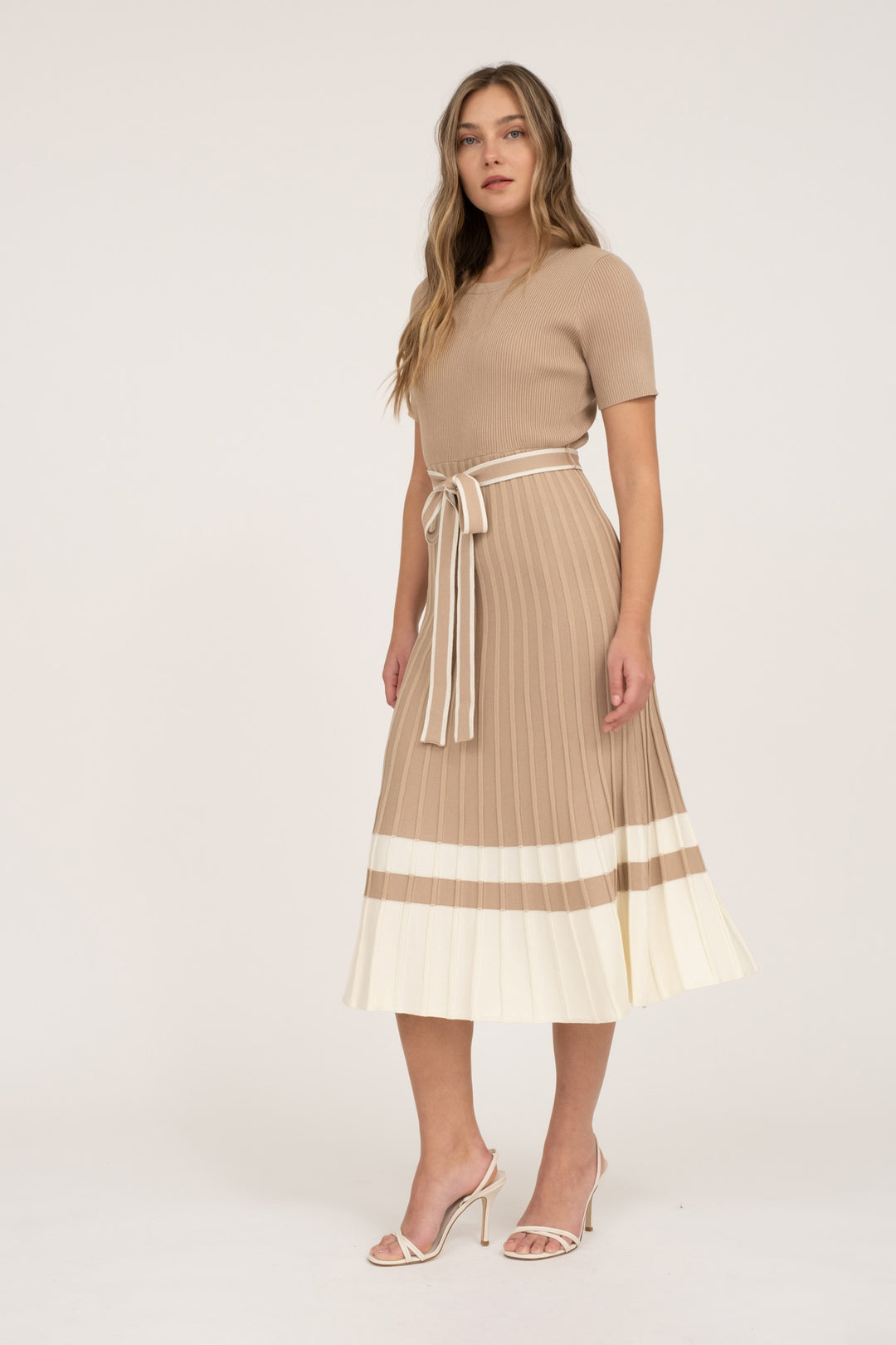 PLEATED SWEATER DRESS WITH BELT