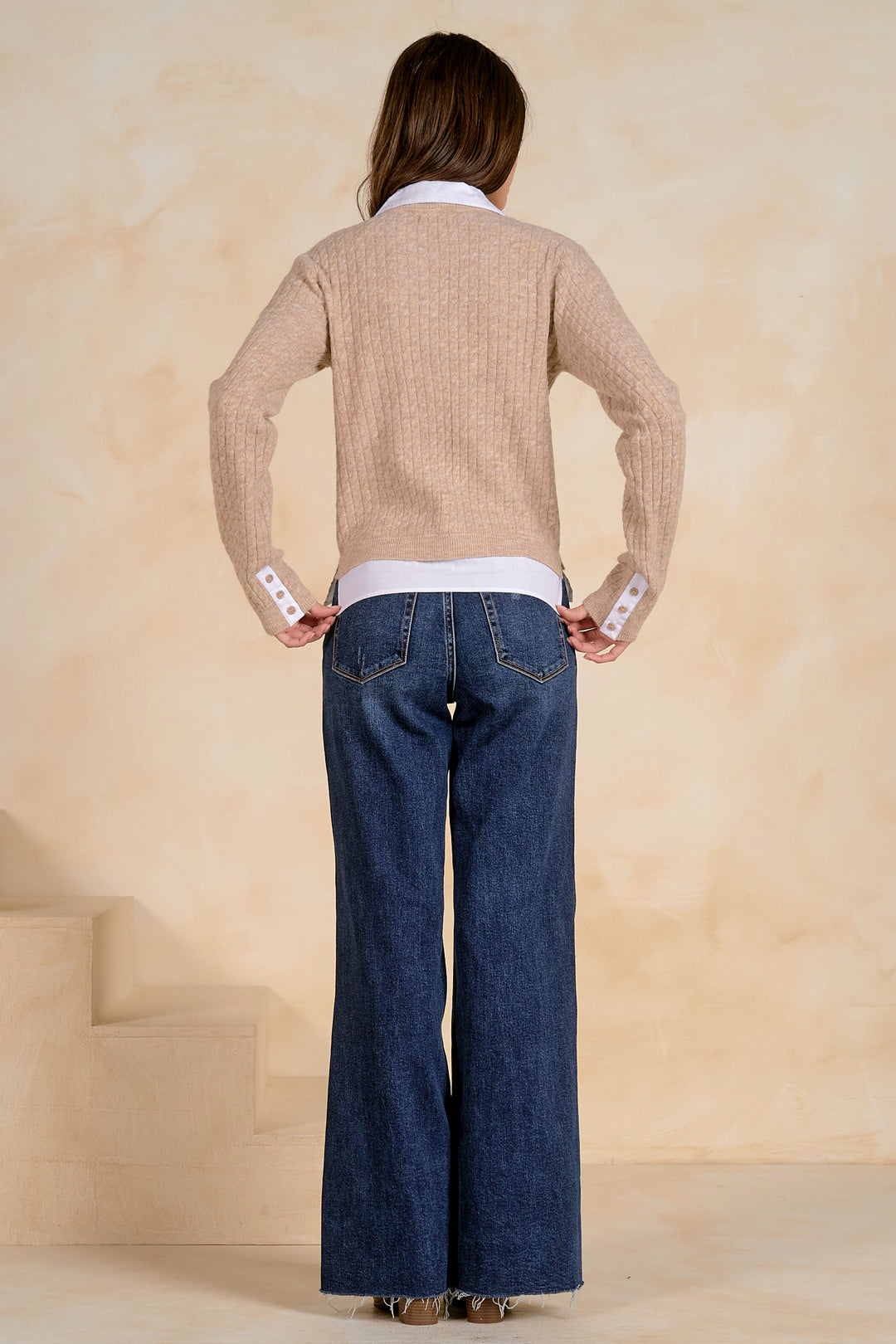 COLLARED CARDIGAN SWEATER