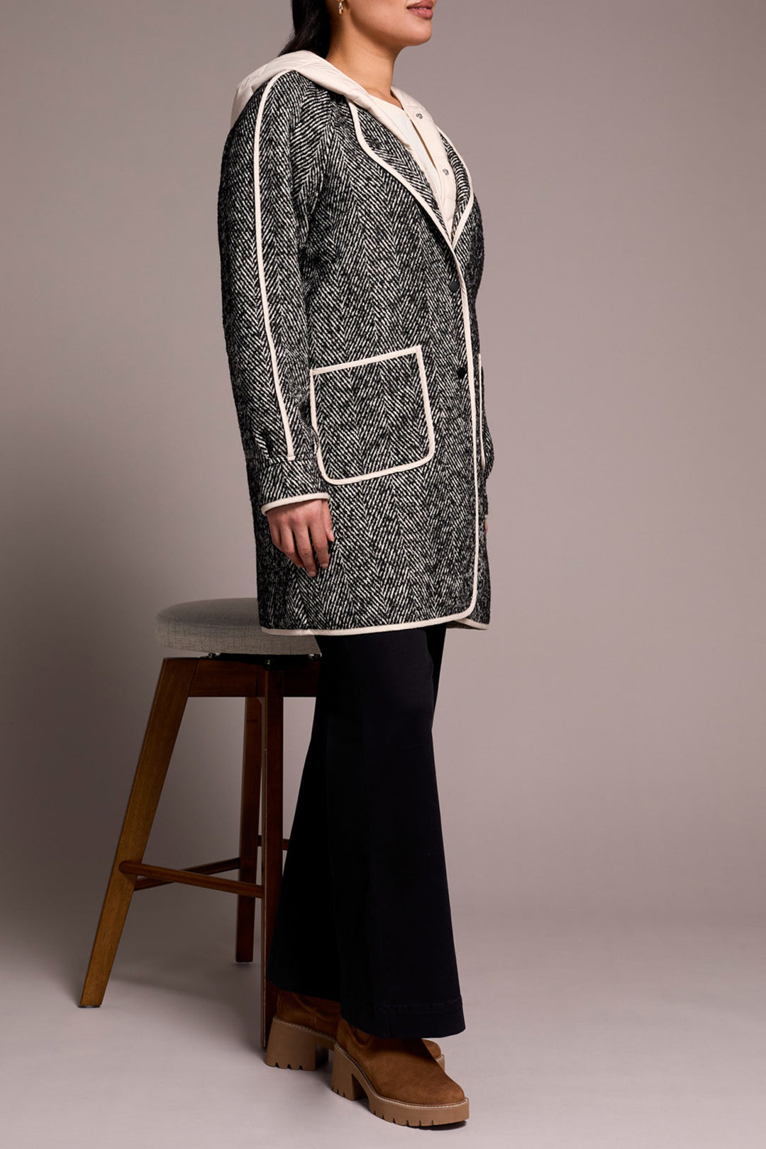 LONG SLEEVE COAT WITH FOOLER HOOD