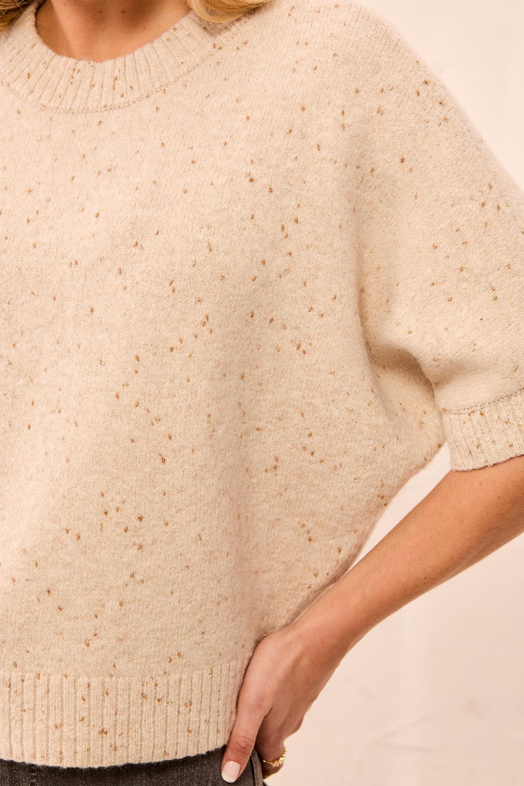 LOFTY EXTENDED SLEEVE SWEATER