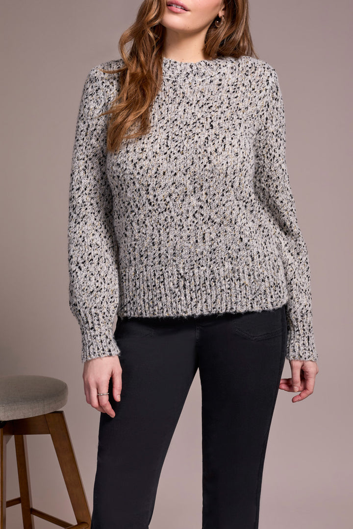 LONG SLEEVE MOCK NECK SWEATER