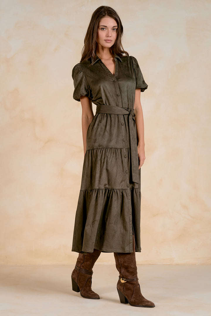 SHORT SLEEVE TIERED MIDI DRESS