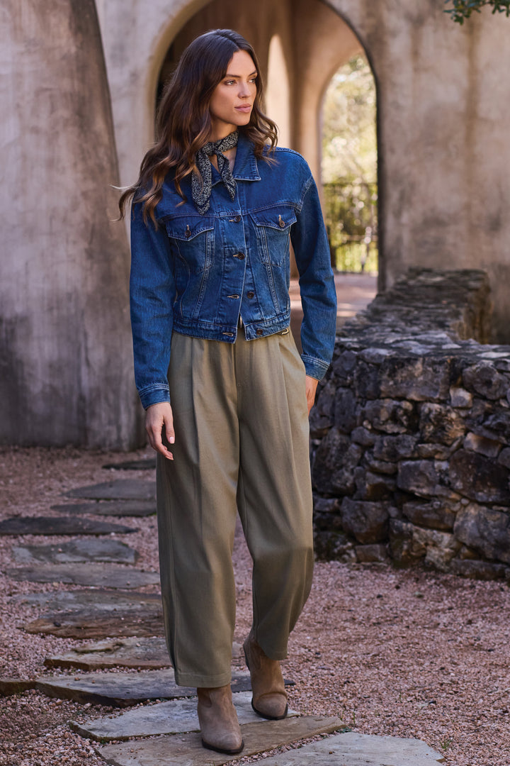CASUAL CROPPED DENIM JACKET