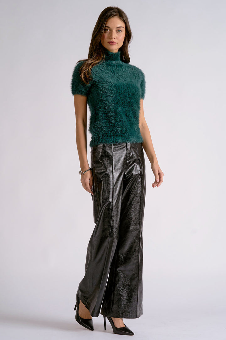 SHORT SLEEVE SWEATER TOP