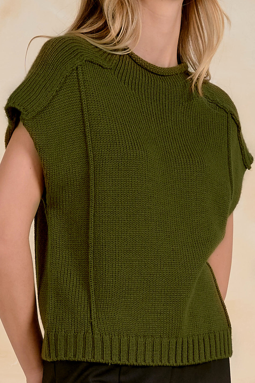CREWNECK CAP SLEEVE SWEATER