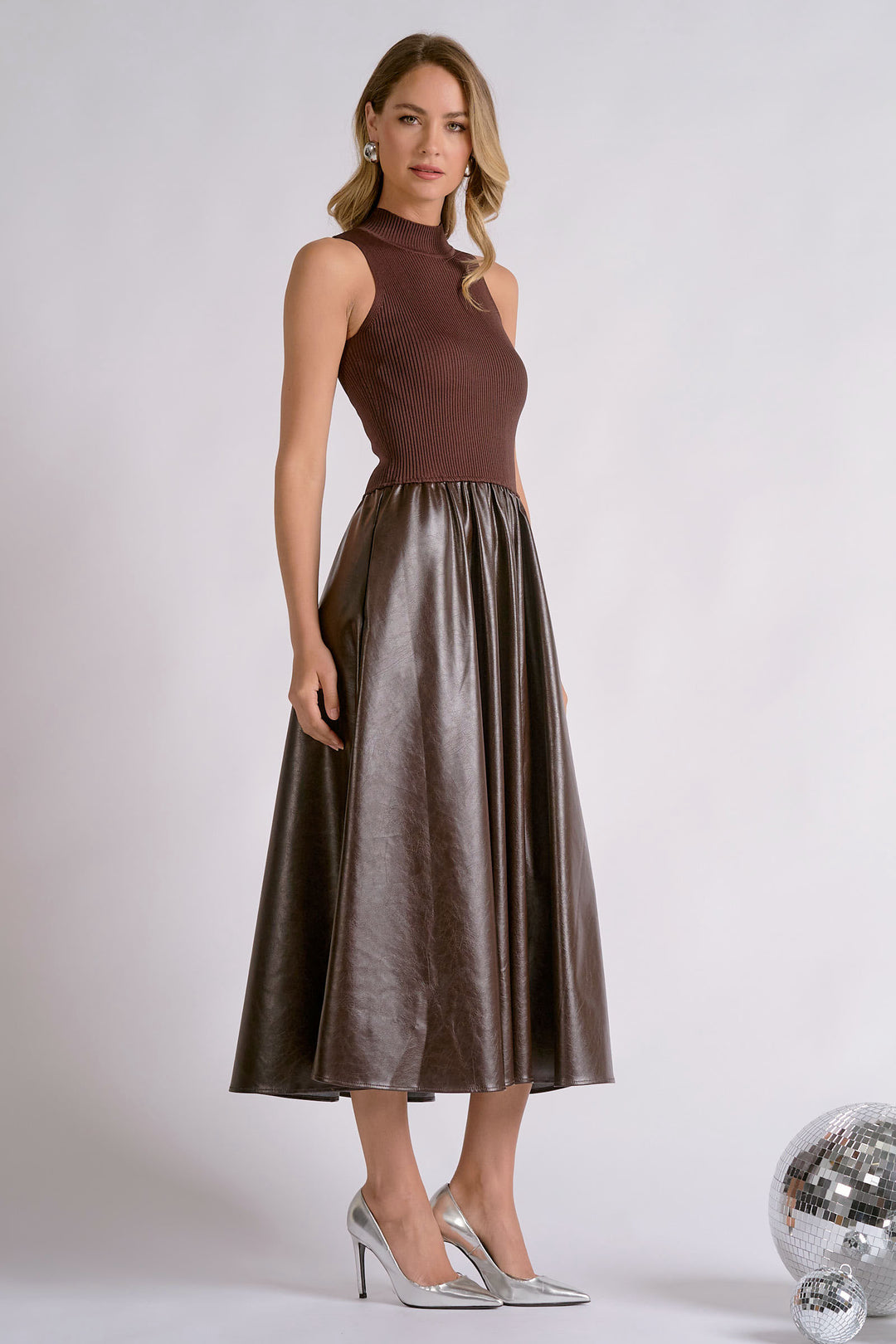 SLEEVELESS MOCK NECK MAXI DRESS