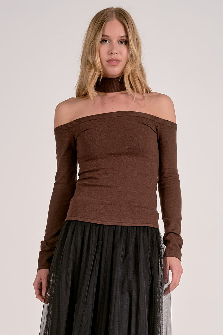 OFF SHOULDER CHOKER TOP