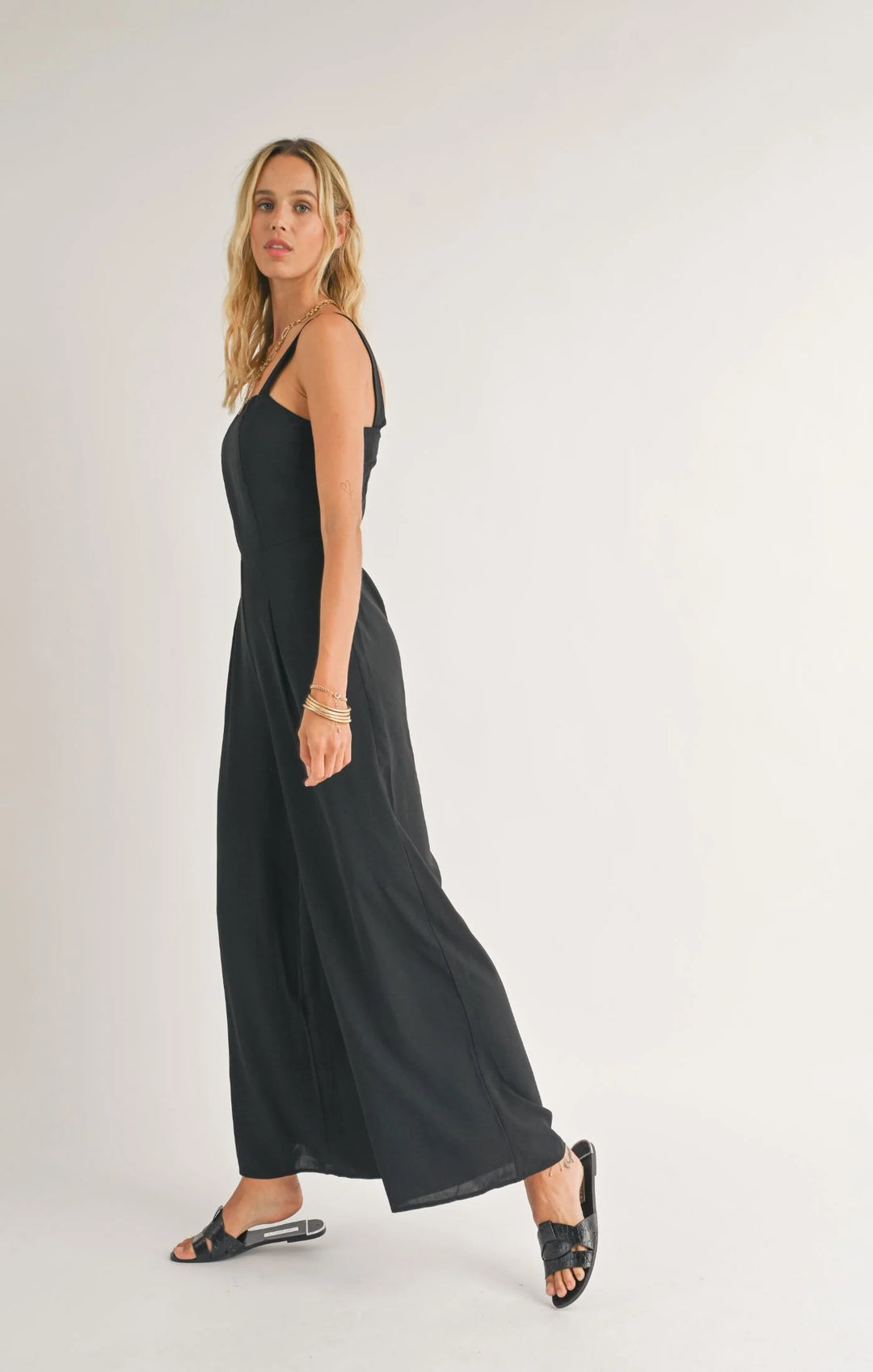 CLASSICS SQUARE NECK JUMPSUIT