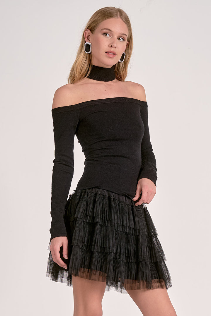 OFF SHOULDER CHOKER TOP